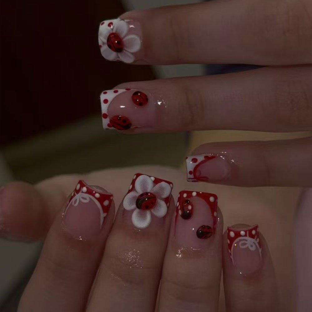 24 piezas por juego. Pegatinas - Nail Art Halal reseña y precio